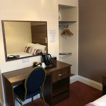 The Edgbaston Palace 3*